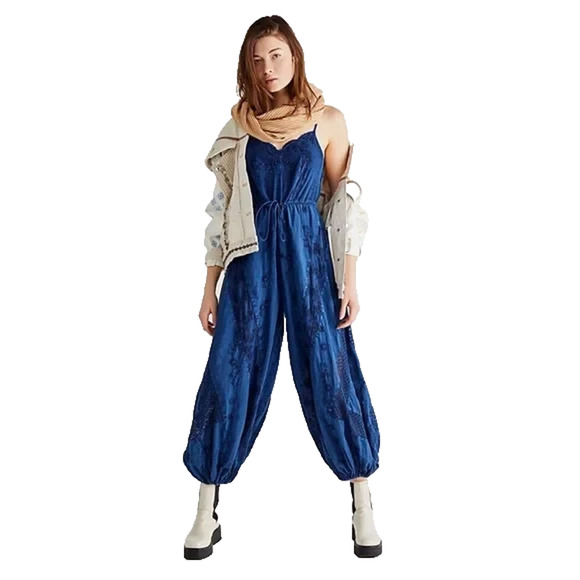 Free People Daisy Ranch Floral Embroidered Cottage Prairie Boho Jumpsuit Blue M - Picture 1 of 14